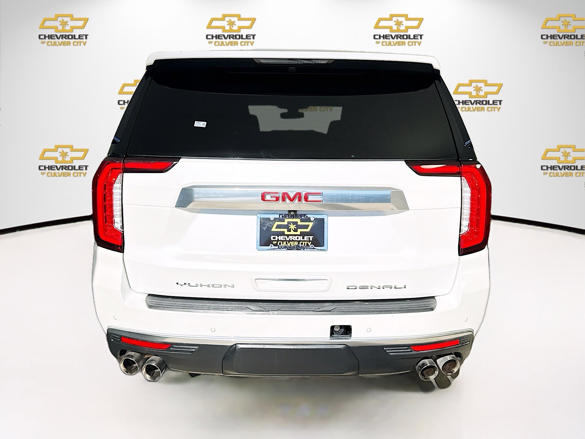 Used 2022 GMC Yukon Denali AWD/4WD image 6