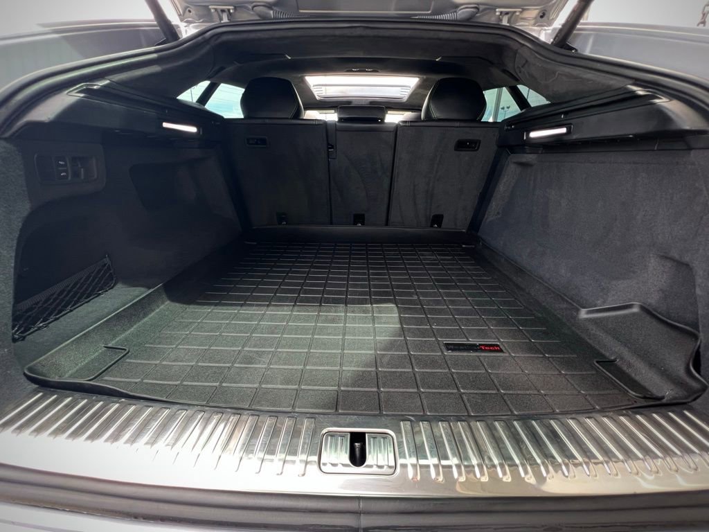 Used 2022 Lamborghini Urus image 30