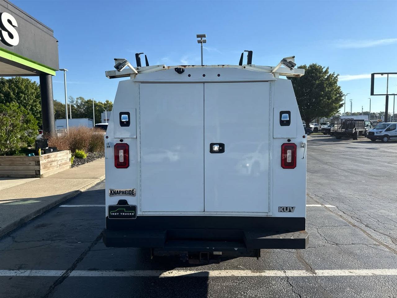 Used 2020 Chevrolet Express 3500 w/ Power Convenience Package RWD image 8