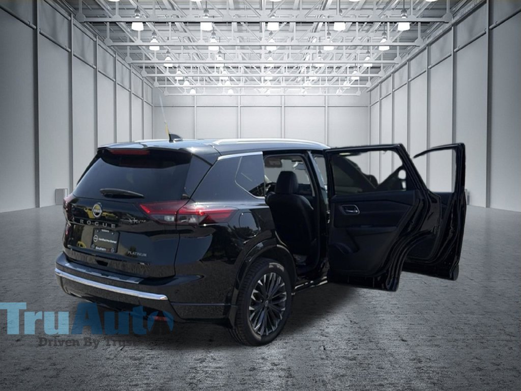 Used 2024 Nissan Rogue Platinum w/ Platinum Premium Package FWD image 17