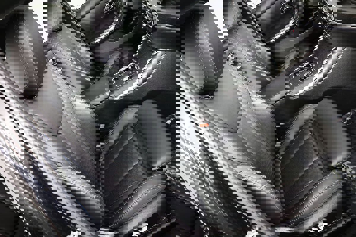 Used 2023 BMW 330e w/ M Sport Package image 33