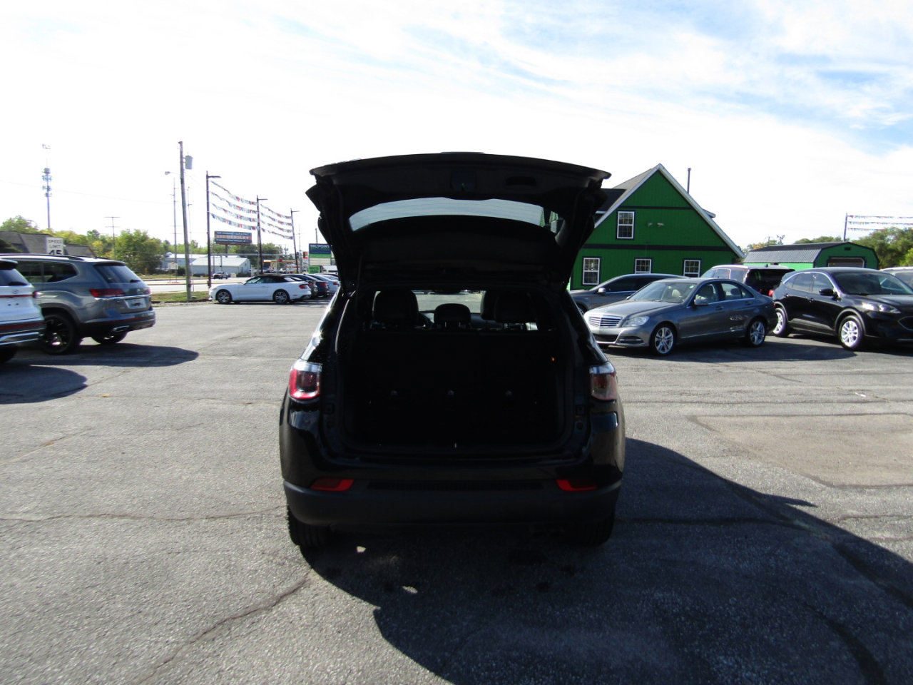 Used 2021 Jeep Compass Latitude w/ Sun and Sound Group image 23