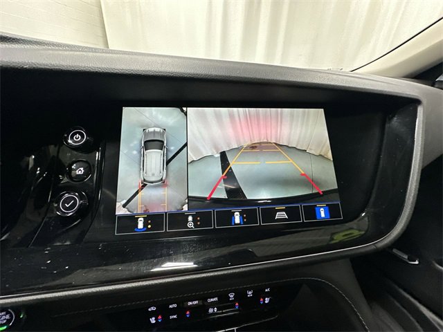 Used 2023 Buick Envision Avenir image 12