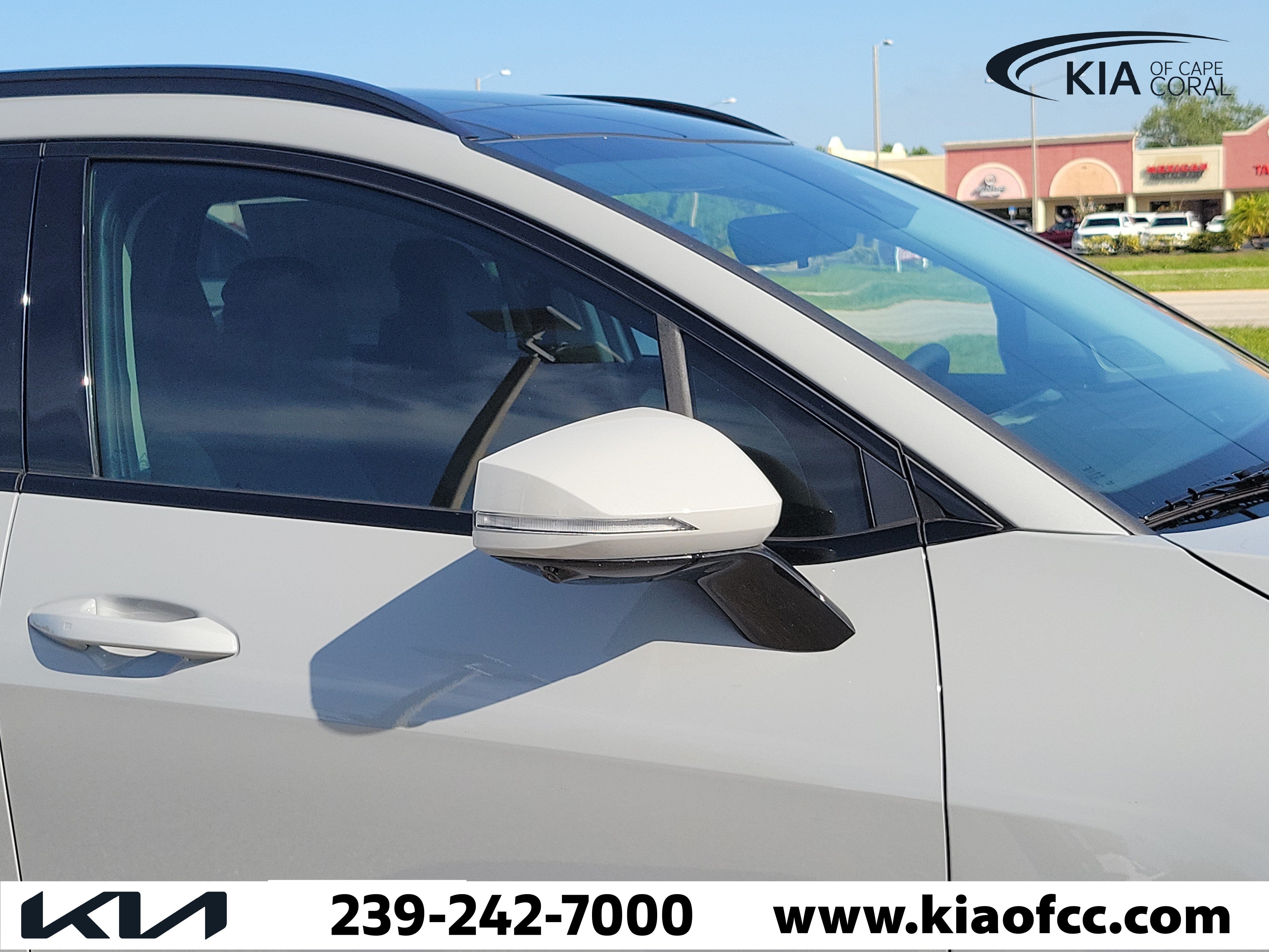 New 2026 Kia Sportage SX FWD image 8