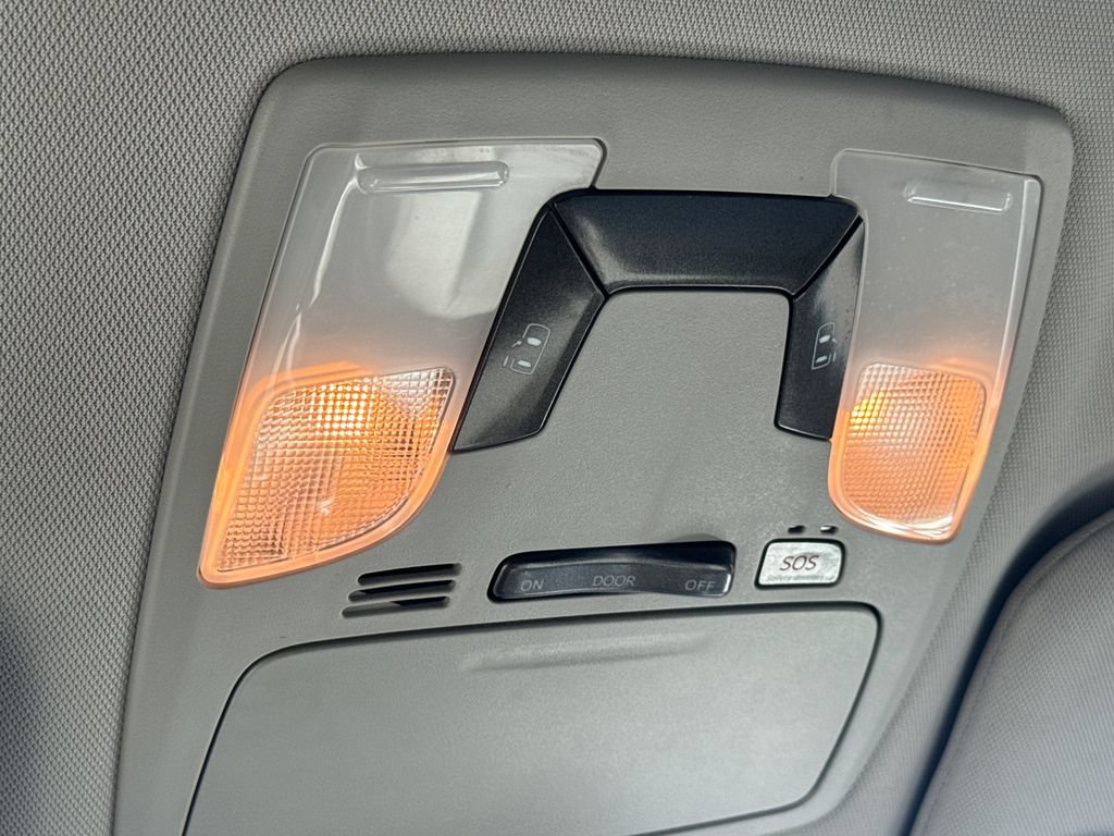 Used 2018 Toyota Sienna LE AWD/4WD image 31