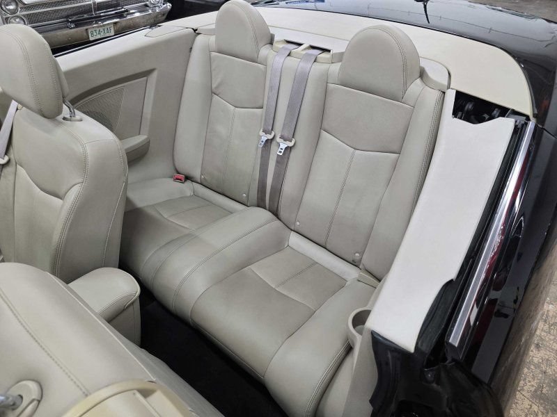Used 2011 Chrysler 200 Limited FWD image 8
