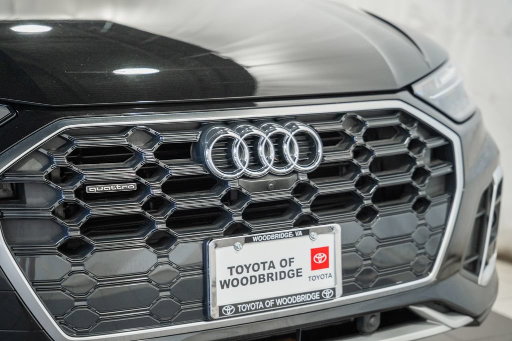 Used 2023 Audi Q5 2.0T Premium Plus w/ Premium Plus Package AWD/4WD image 11