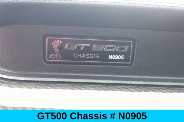Used 2022 Ford Mustang Shelby GT500 w/ Carbon Fiber Track Pack RWD image 8