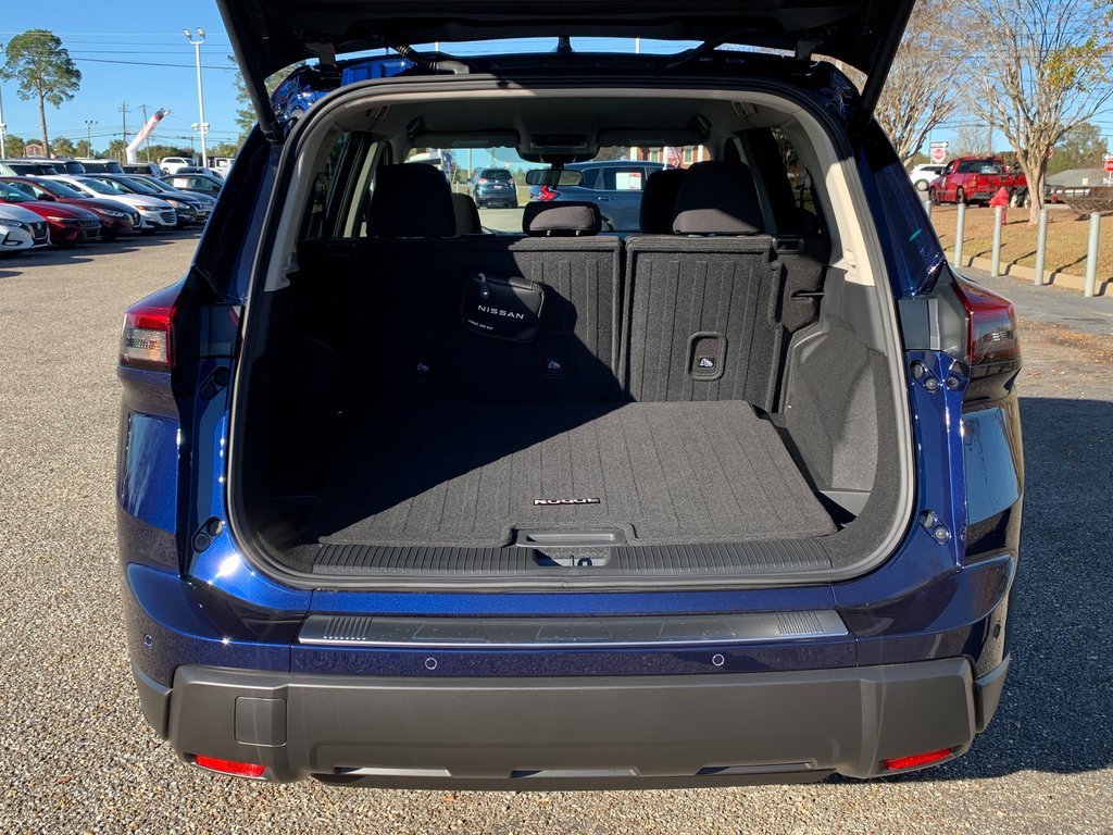 New 2026 Nissan Rogue SV image 4