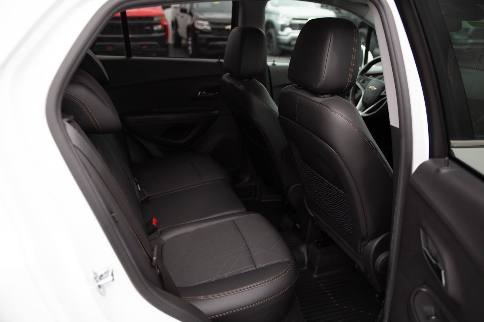 Used 2019 Chevrolet Trax LT w/ LT Convenience Package AWD/4WD image 22