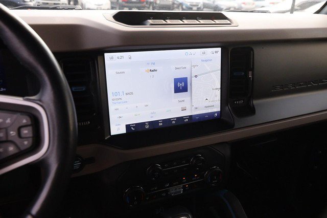 Used 2022 Ford Bronco Wildtrak AWD/4WD image 15