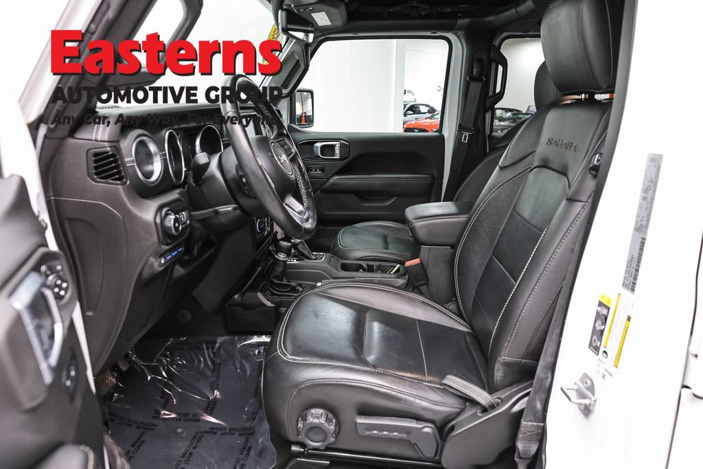 Used 2022 Jeep Wrangler Unlimited Sahara w/ Cold Weather Group AWD/4WD image 14