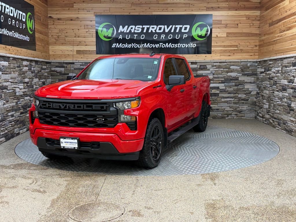 Used 2022 Chevrolet Silverado 1500 Custom w/ LPO, Dark Essentials Package image 4