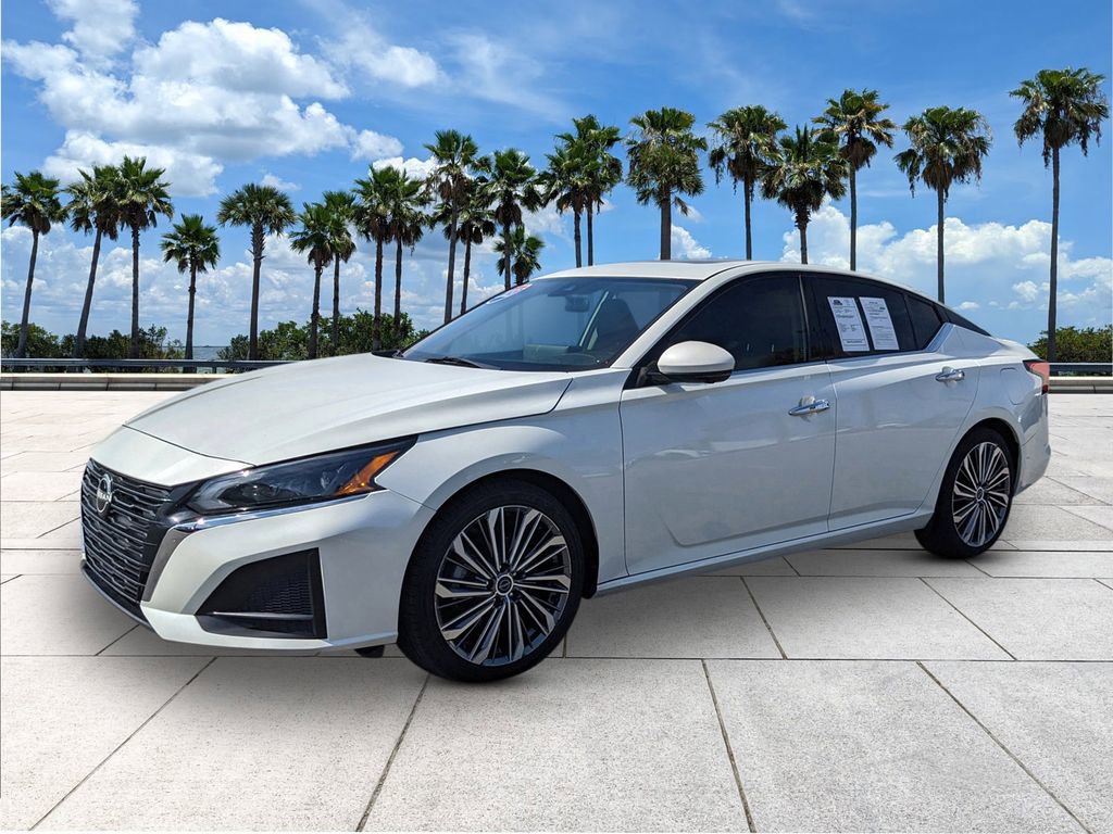 Used 2023 Nissan Altima 2.5 SL image 4