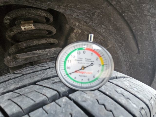 Used 2018 Buick Encore Sport Touring image 11