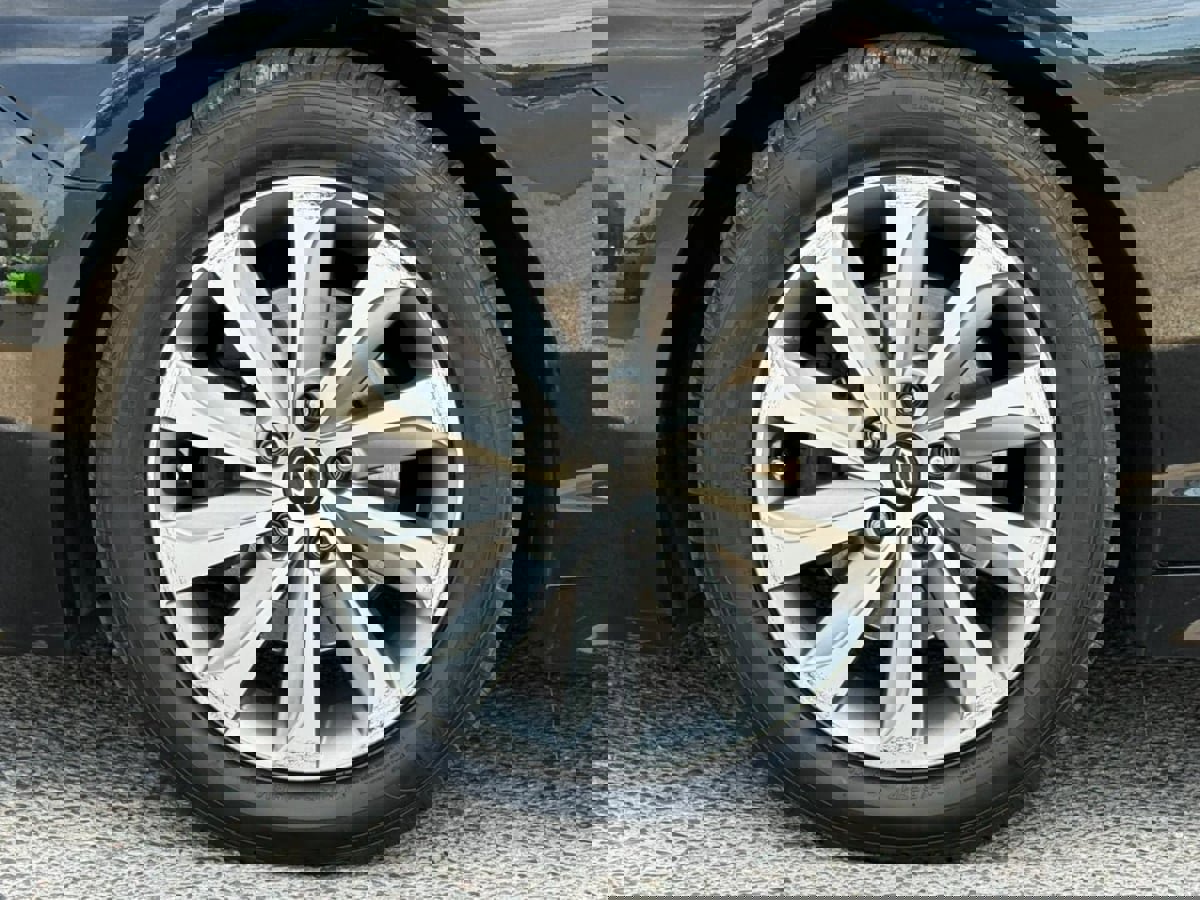 Used 2016 Hyundai Sonata Sport w/ Option Group 02 FWD image 28