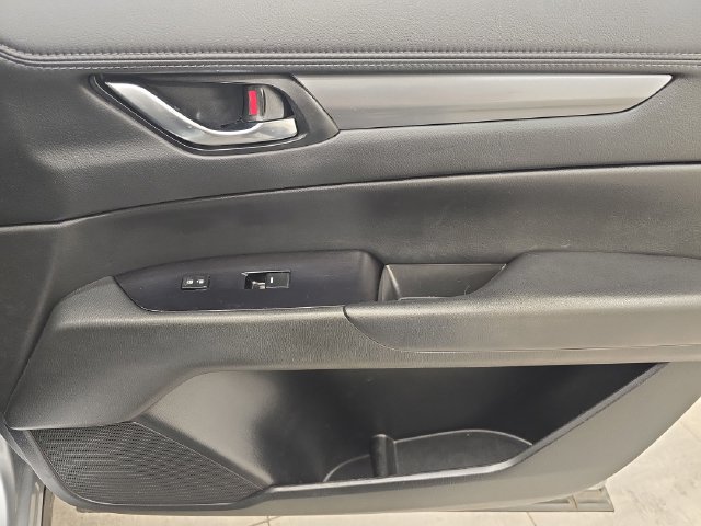 Used 2021 MAZDA CX-5 Touring FWD image 11