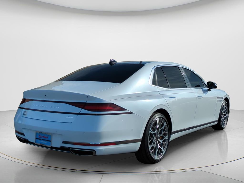 Used 2025 Genesis G90 3.5T image 4