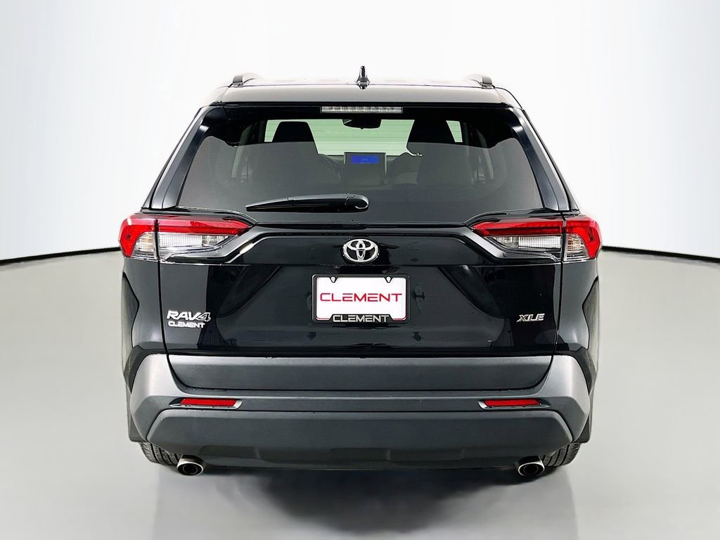 Used 2025 Toyota RAV4 XLE w/ Convenience Package FWD image 8
