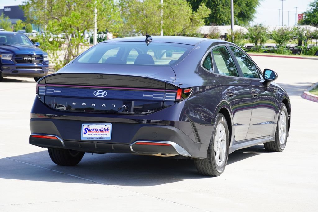 Used 2025 Hyundai Sonata SE FWD image 7