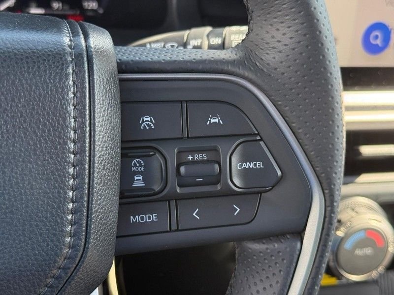 New 2026 Toyota 4Runner TRD Off-Road Premium AWD/4WD image 15