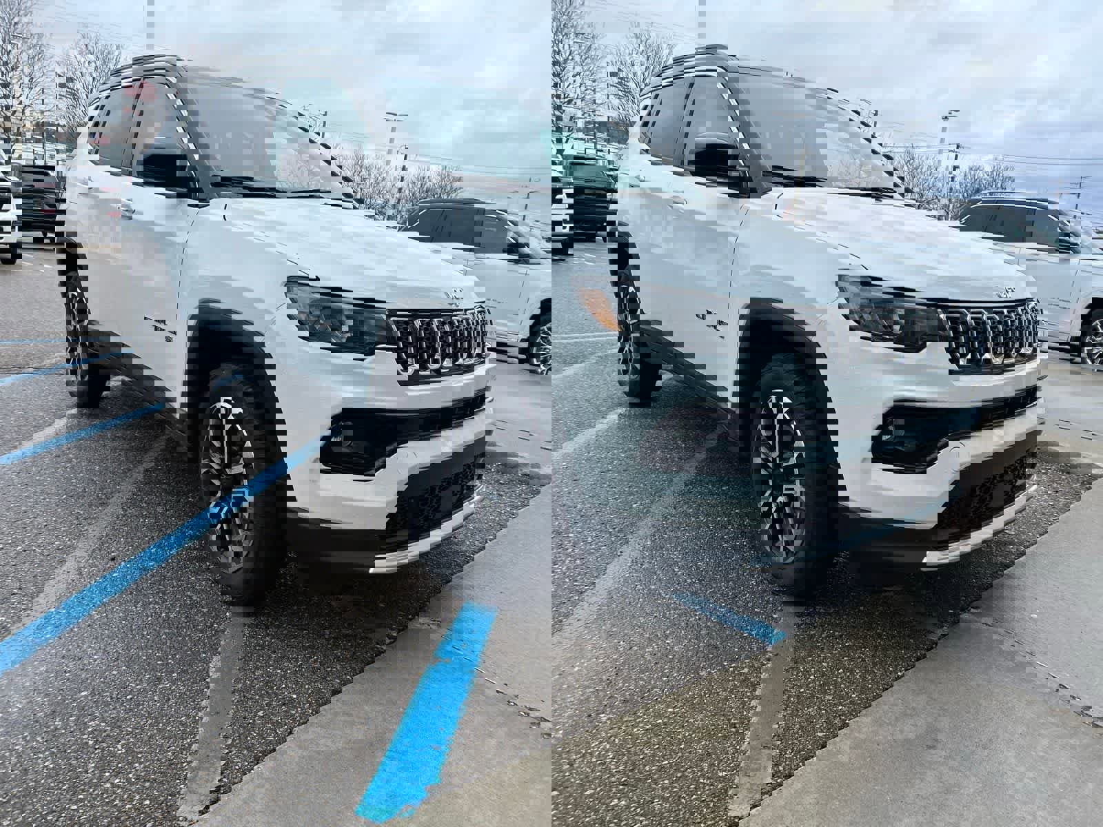 Used 2023 Jeep Compass Limited image 6