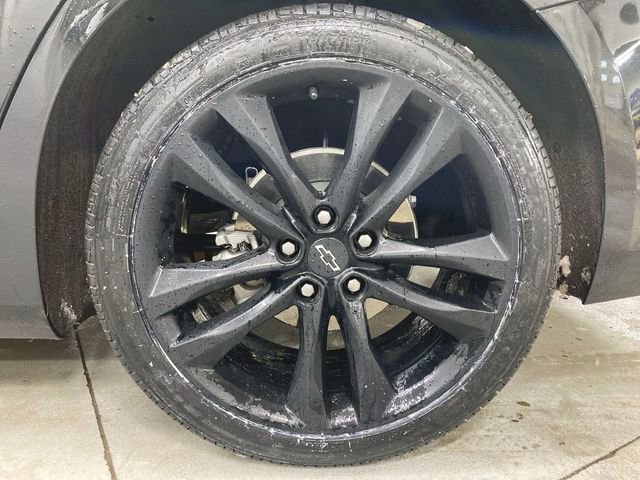 Used 2022 Chevrolet Malibu LT w/ Leather Package image 32