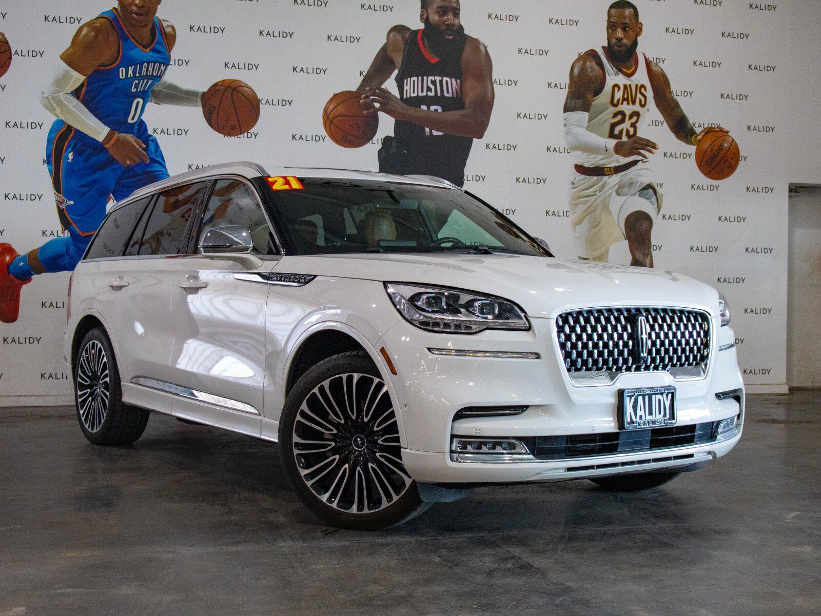 Used 2021 Lincoln Aviator Black Label AWD/4WD image 2