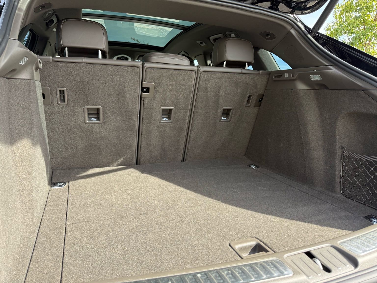 Used 2025 Porsche Macan image 33