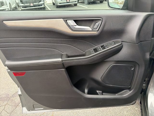 Used 2022 Ford Escape SEL AWD/4WD image 16