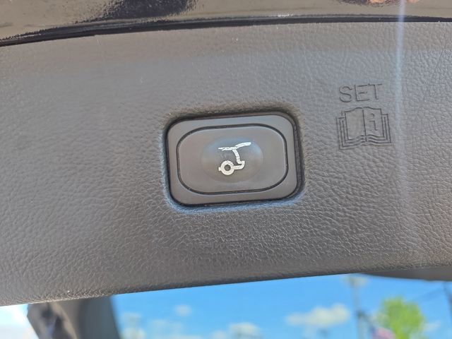 Used 2023 Ford Edge SEL w/ Convenience Package AWD/4WD image 9