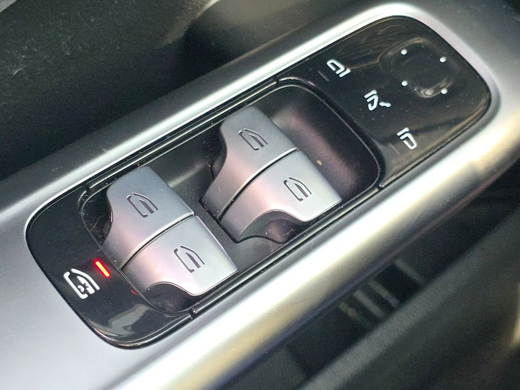 Certified 2022 Mercedes-Benz C 300 4MATIC Sedan image 27