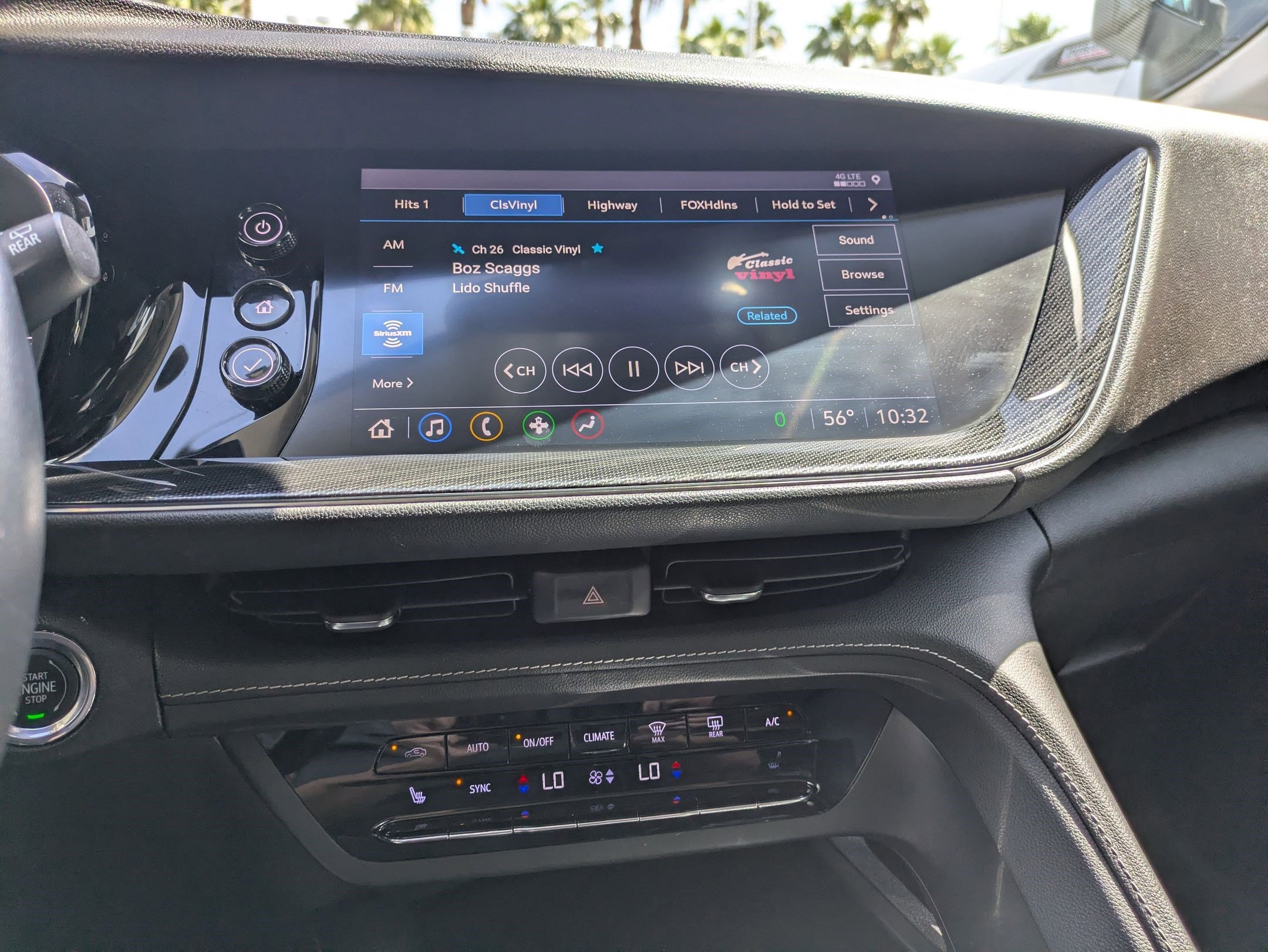 Used 2021 Buick Envision Essence AWD/4WD image 21