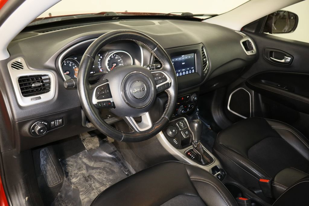 Used 2019 Jeep Compass Latitude w/ Popular Equipment Group image 28