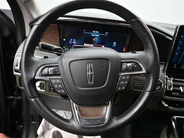 Used 2022 Lincoln Navigator Black Label image 16