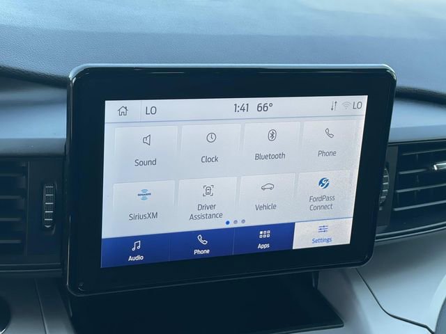 Used 2023 Ford Explorer XLT image 13