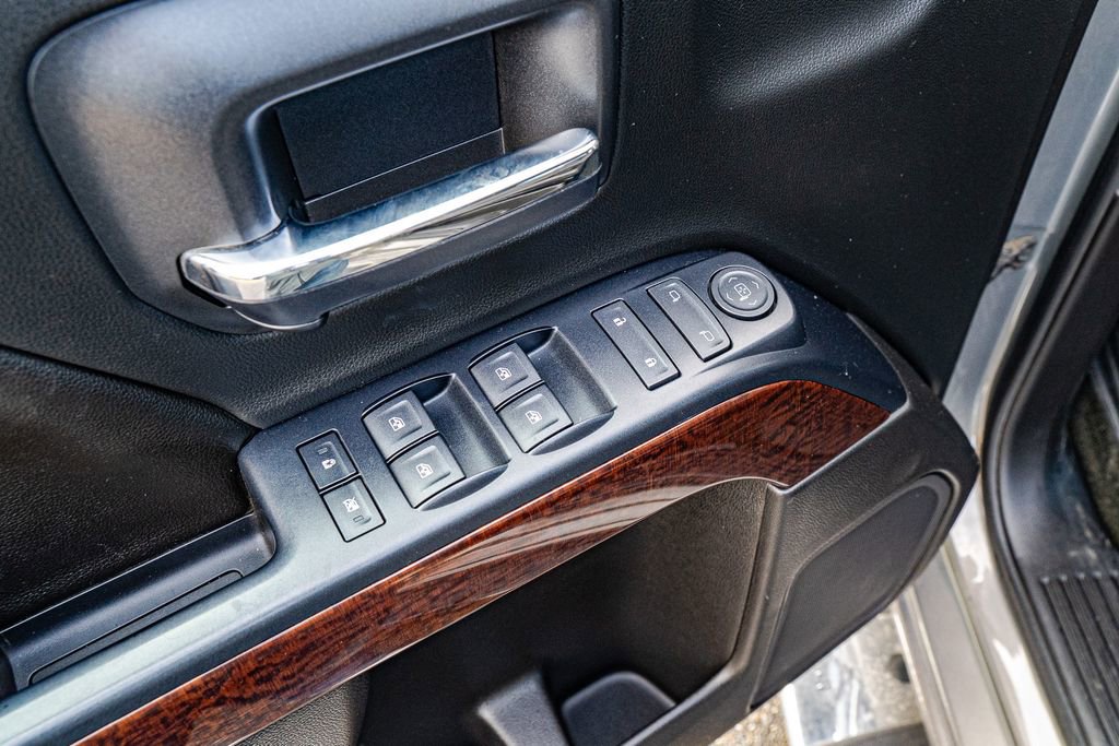 Used 2017 GMC Sierra 2500 SLE image 18