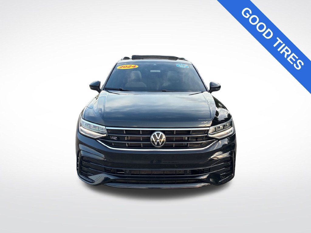Used 2024 Volkswagen Tiguan SE R-Line AWD/4WD image 9