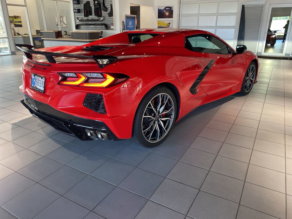 Used 2025 Chevrolet Corvette Stingray Premium Conv w/ Z51 Performance Package image 6