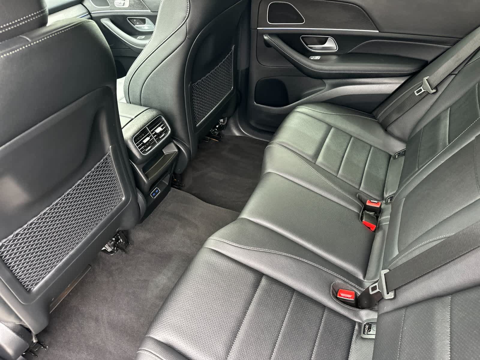 Used 2025 Mercedes-Benz GLE 350 4MATIC image 4