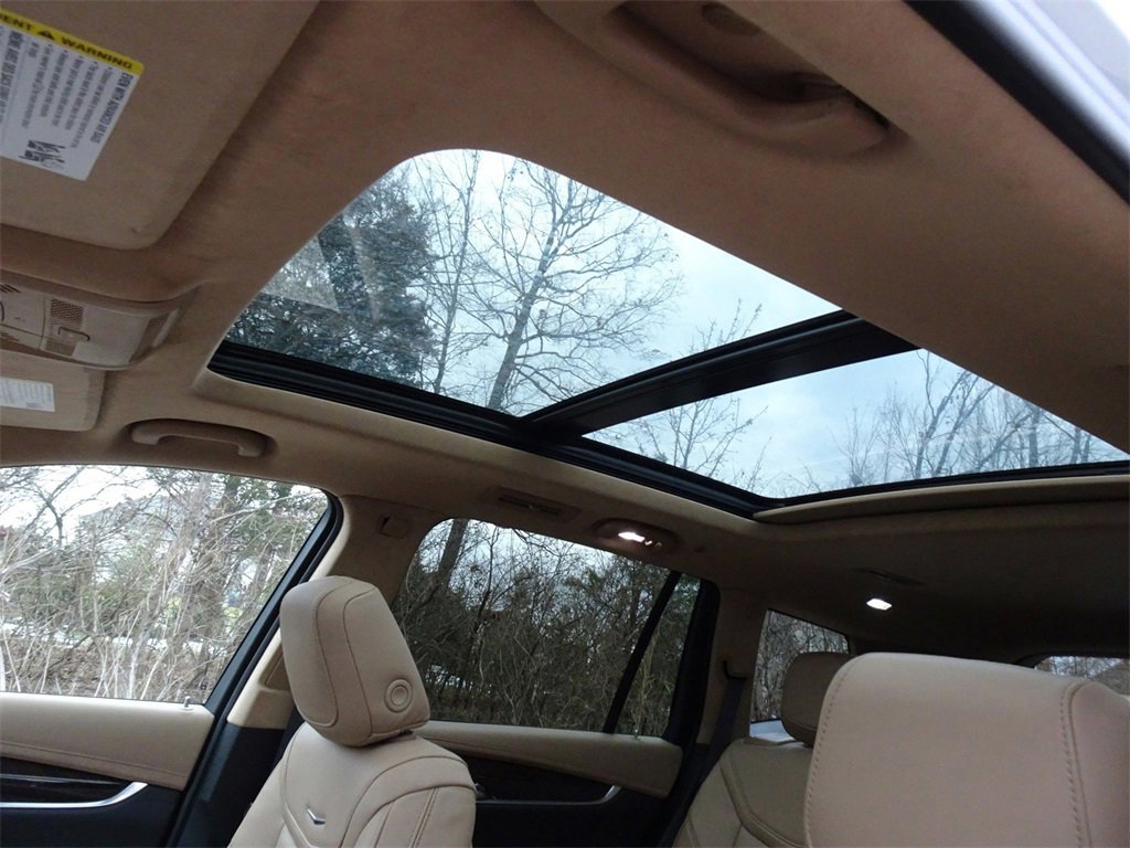 Certified 2025 Cadillac XT6 Premium Luxury w/ Platinum Package image 12