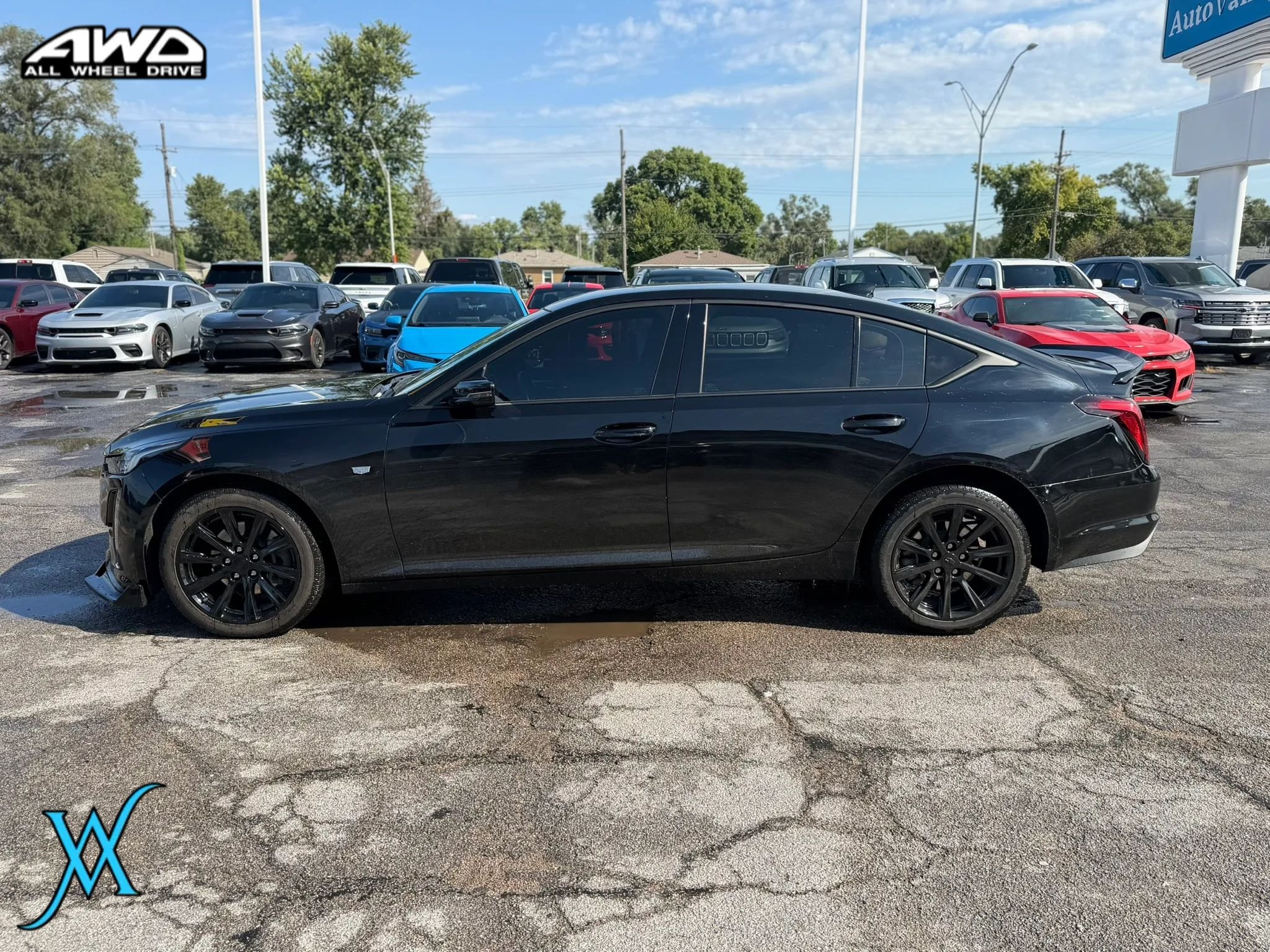 Used 2023 Cadillac CT5 Luxury w/ Cold Weather Package AWD/4WD image 4
