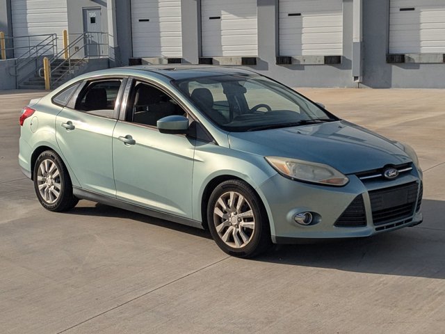 Used 2012 Ford Focus SE FWD image 3