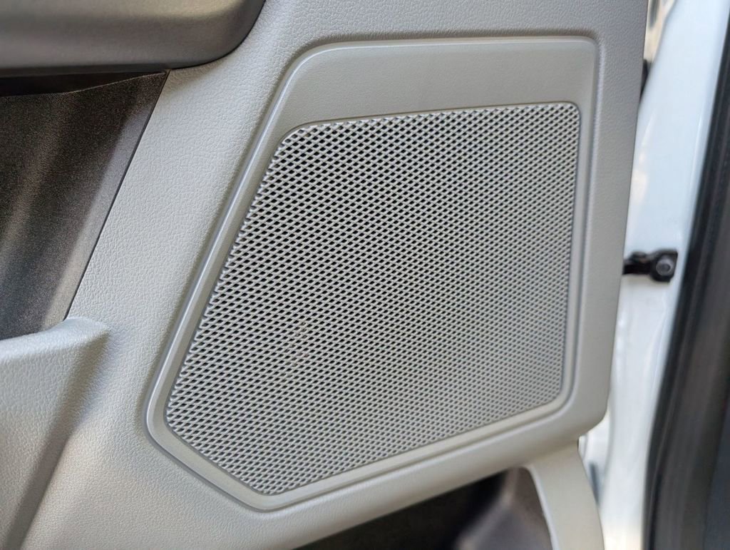 Used 2025 Ford F450 XLT w/ FX4 Off-Road Package image 24