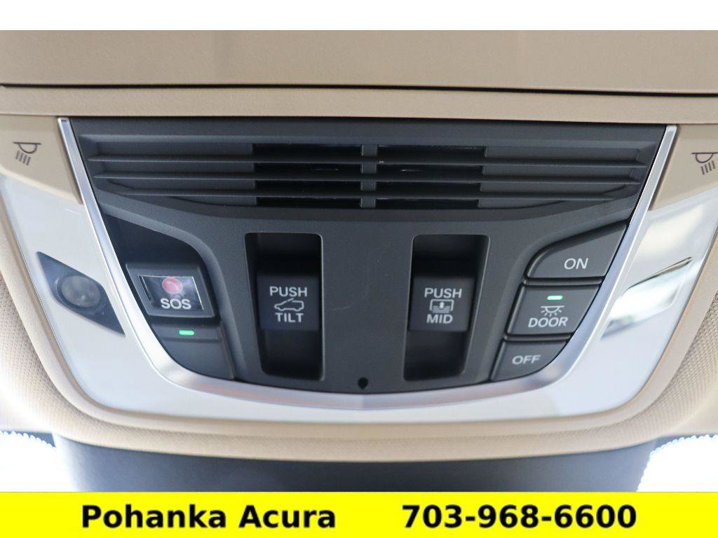 Used 2025 Acura MDX w/Technology Package image 19