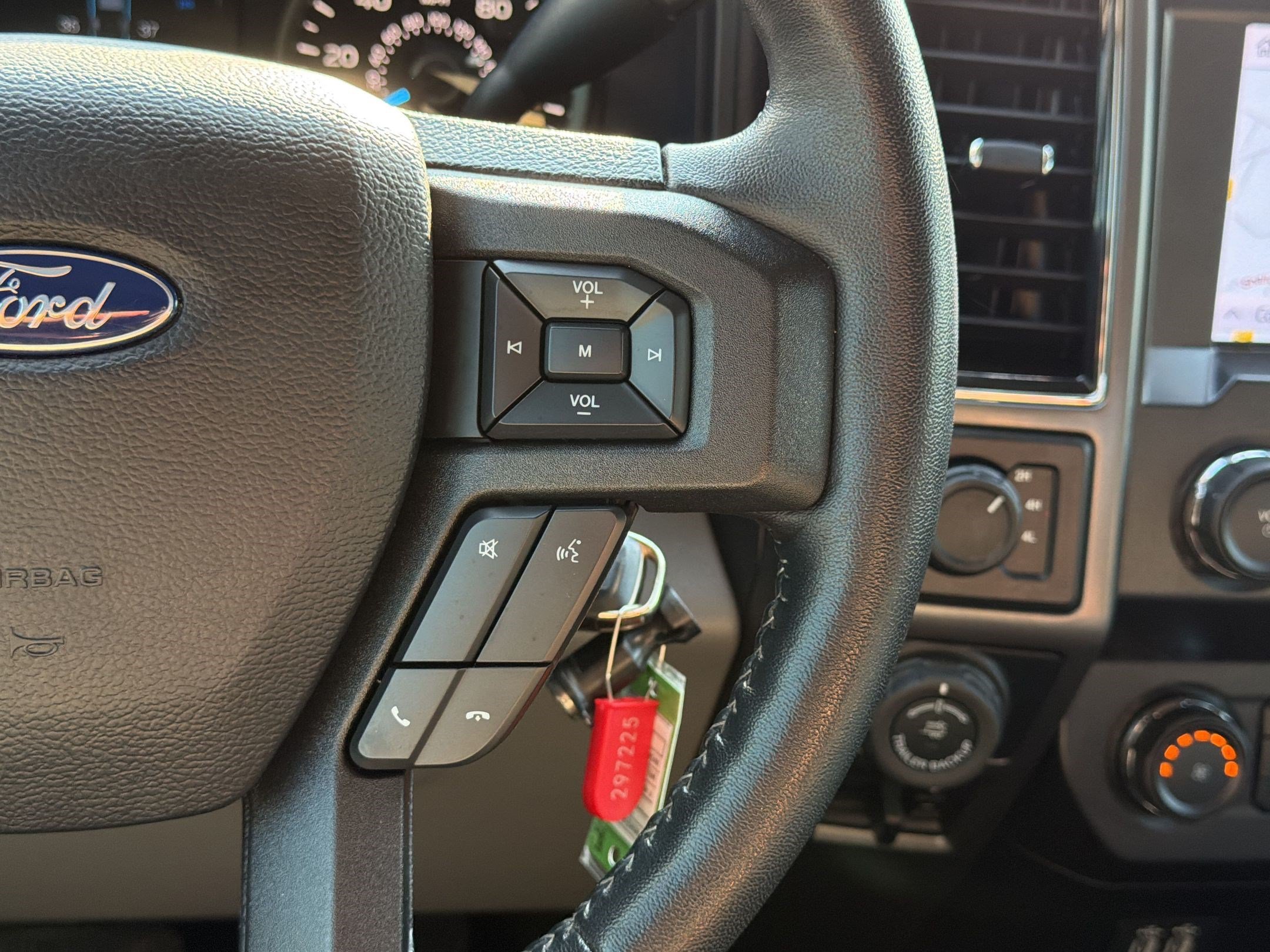 Used 2020 Ford F150 XLT w/ Equipment Group 302A Luxury AWD/4WD image 19