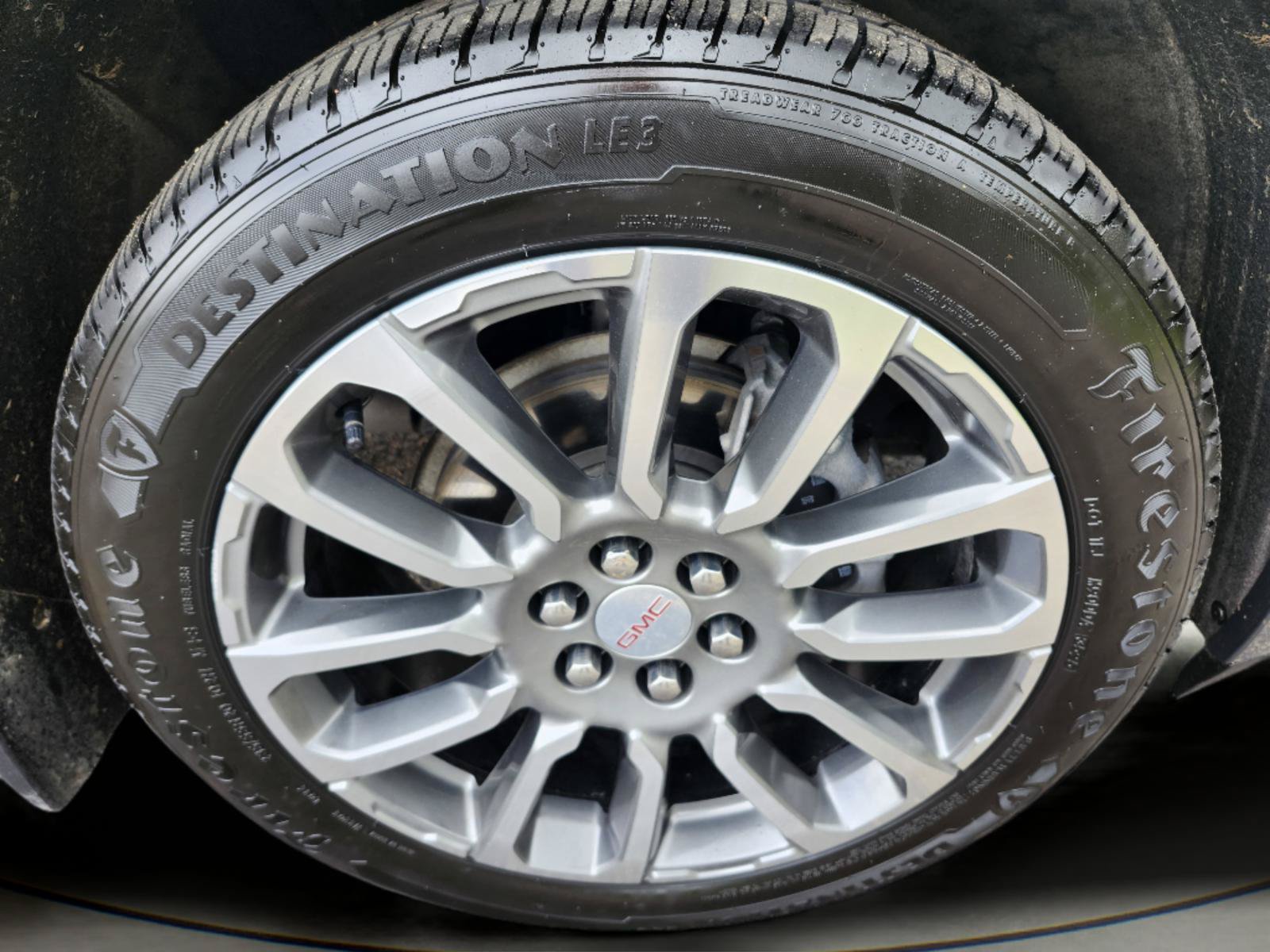 Used 2021 GMC Acadia Denali w/ GMC Pro Grade Package AWD/4WD image 37