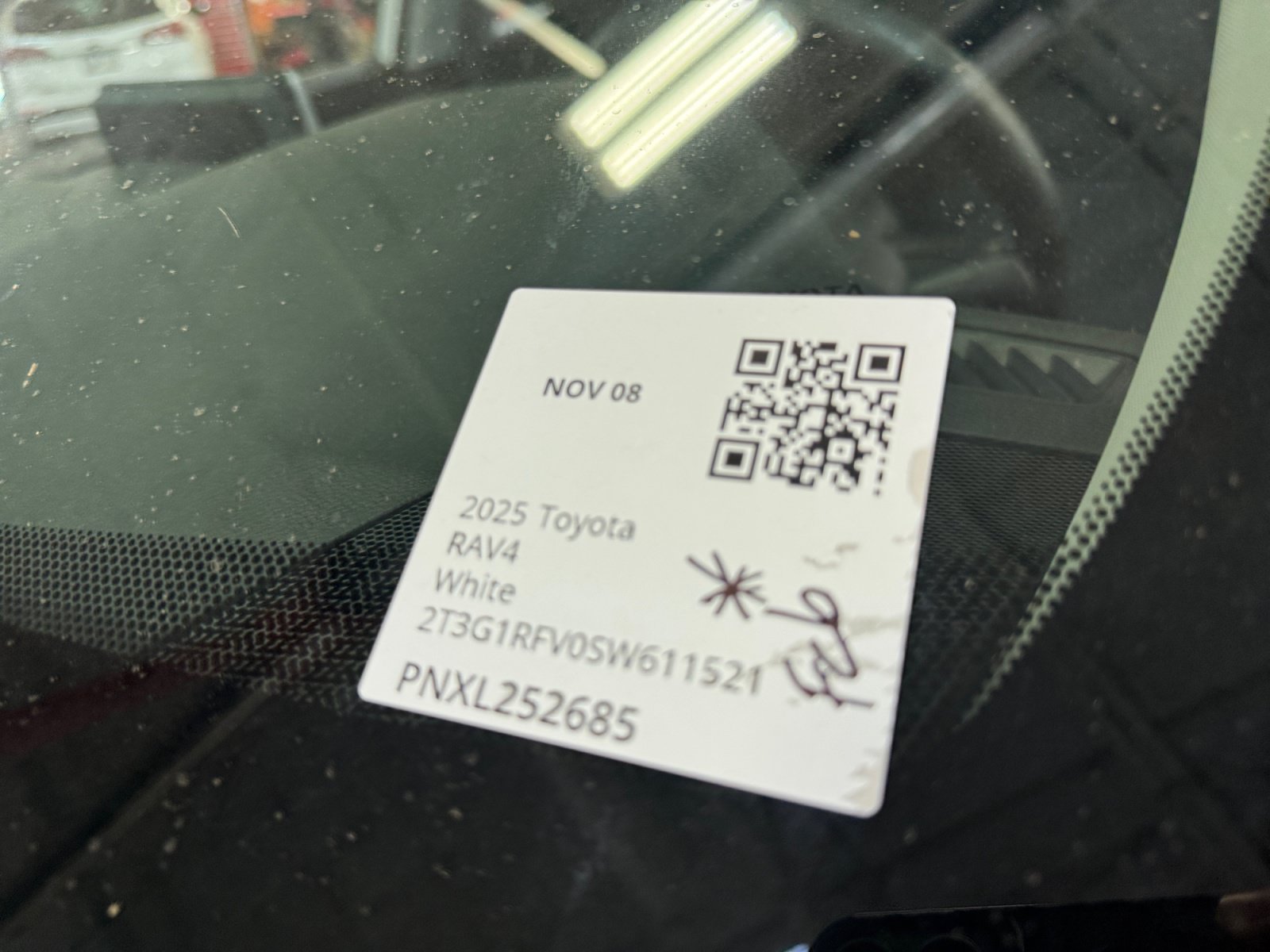 Certified 2025 Toyota RAV4 LE AWD/4WD image 21