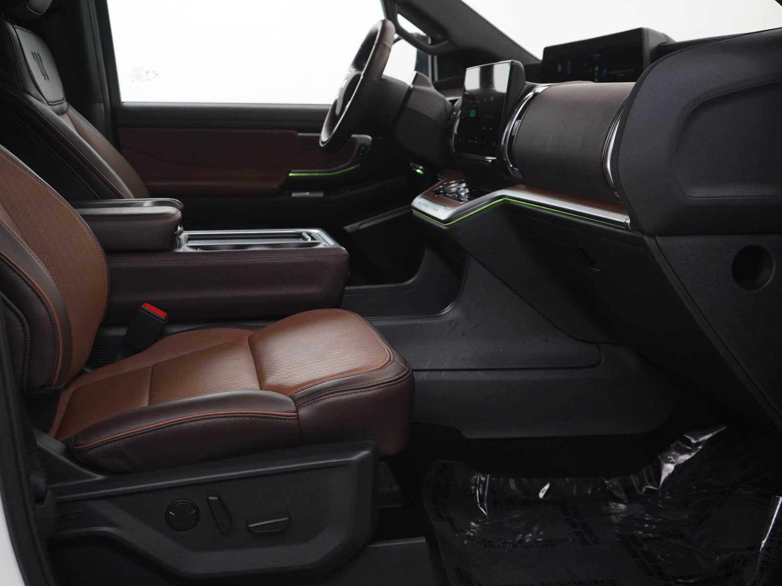Used 2025 Ford Expedition King Ranch AWD/4WD image 11