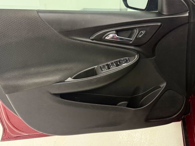 Used 2020 Chevrolet Malibu RS FWD image 29